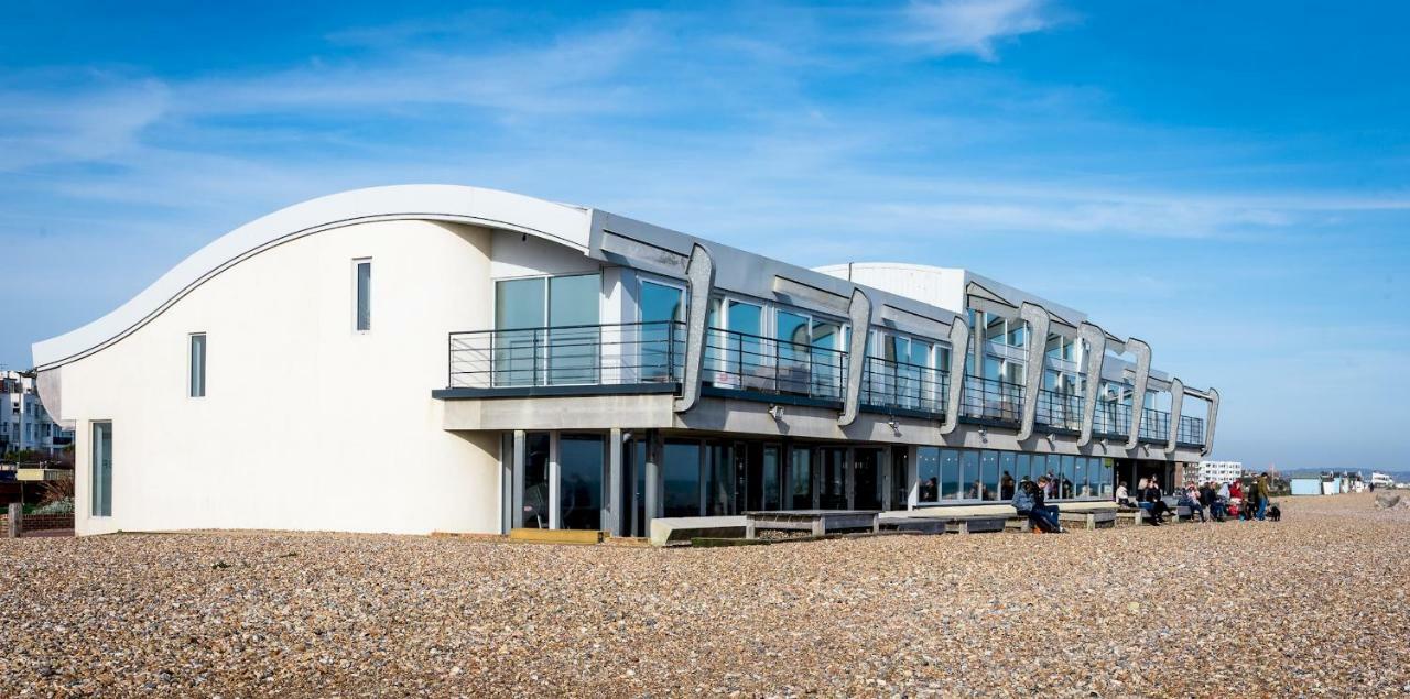 Lancing Beach Apartment. Kültér fotó